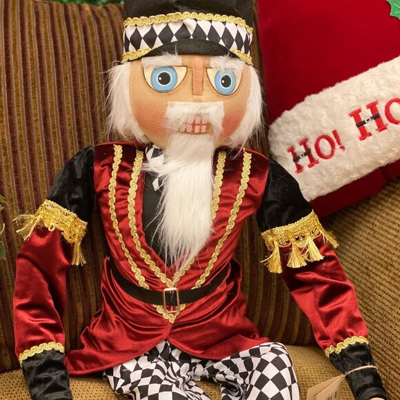 Nash Nutcracker Doll - Picture 5 of 5